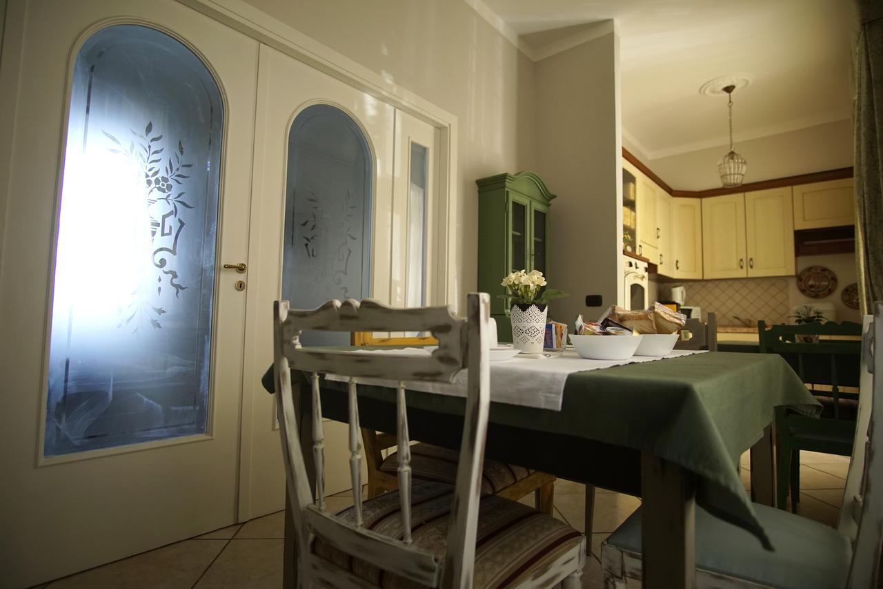 La Piccola Reggia Bed & Breakfast Caserta Exterior photo